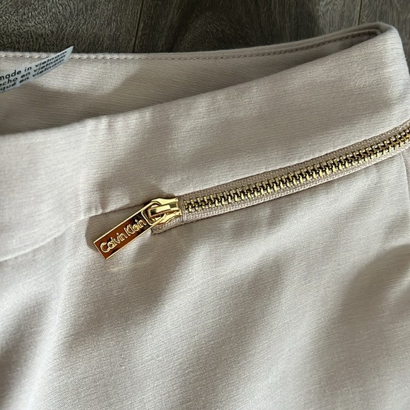 Calvin Klein Capris Pants - size 6 - Picture 6 of 12